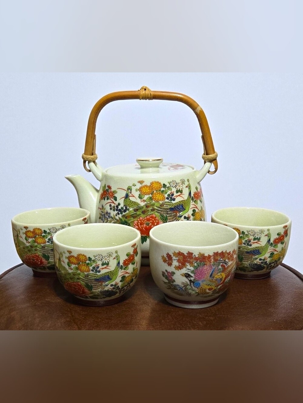 Kutani Vintage Japanese Teapot, Bamboo Handle +4 Tea Cups, Floral Peacock Design